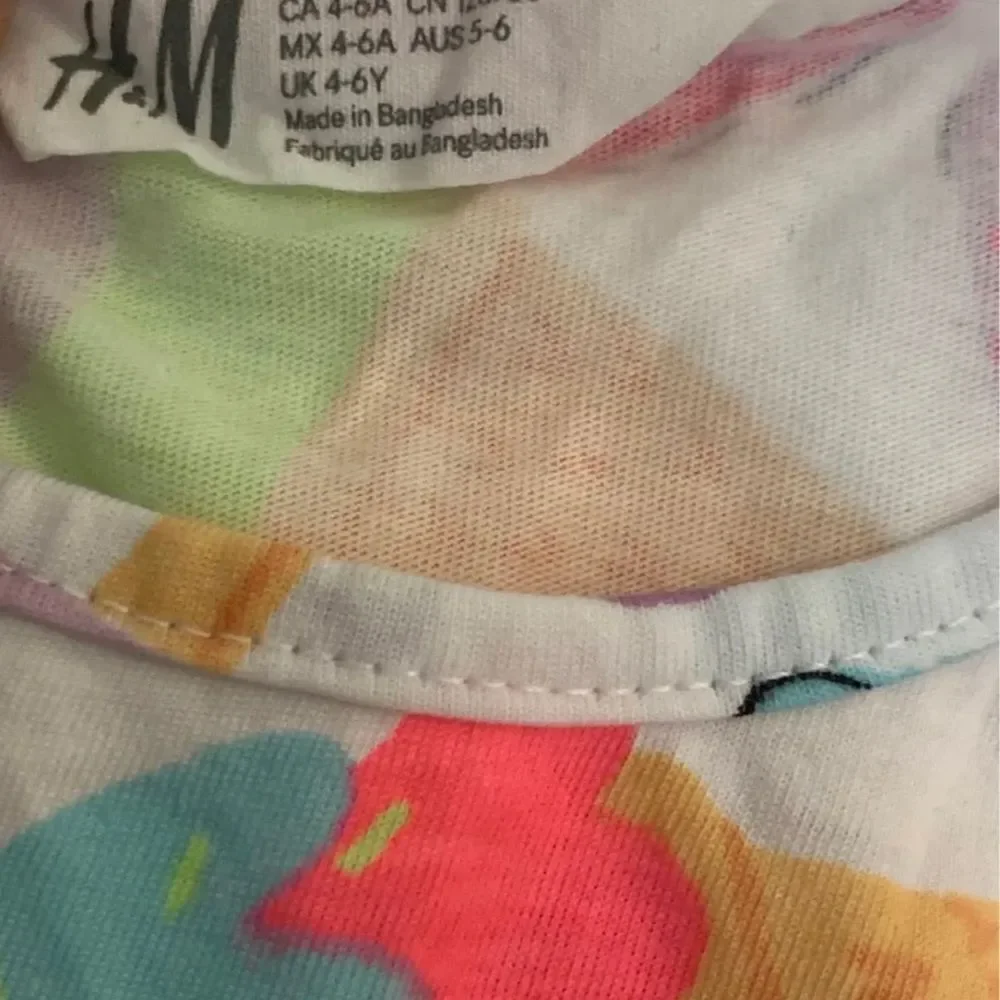 H&M Dress Size 5-6 Knee Length Mulicolor Dress